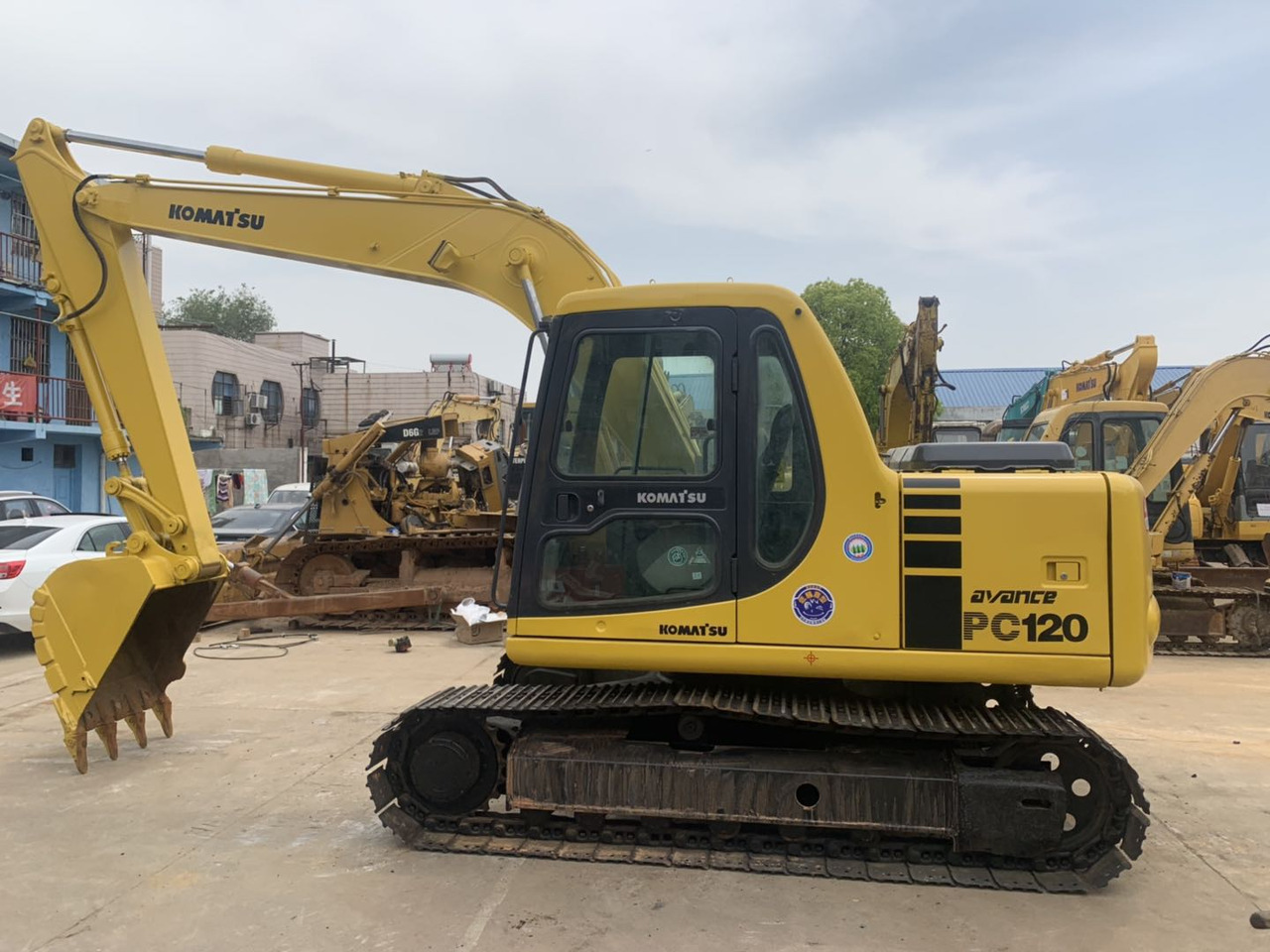 Komatsu PC120 Secondhand Excavator Good Price on Sale - מחפר סורק: תמונה 1 Komatsu PC120 Secondhand Excavator Good Price on Sale - מחפר סורק: תמונה 1