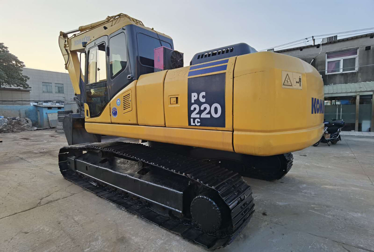 Komatsu PC220-7, PC220-6 Excavator Mechanical Engine - מחפר סורק: תמונה 3 Komatsu PC220-7, PC220-6 Excavator Mechanical Engine - מחפר סורק: תמונה 3