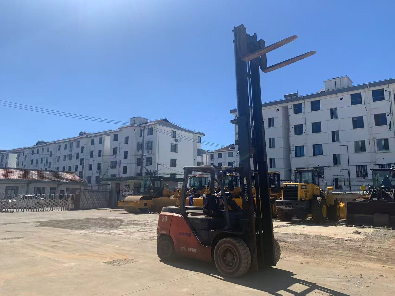 Toyota Forklift 5 ton Diesel Forklift FD50 with 5m High Mast - מלגזת סולר: תמונה 2 Toyota Forklift 5 ton Diesel Forklift FD50 with 5m High Mast - מלגזת סולר: תמונה 2