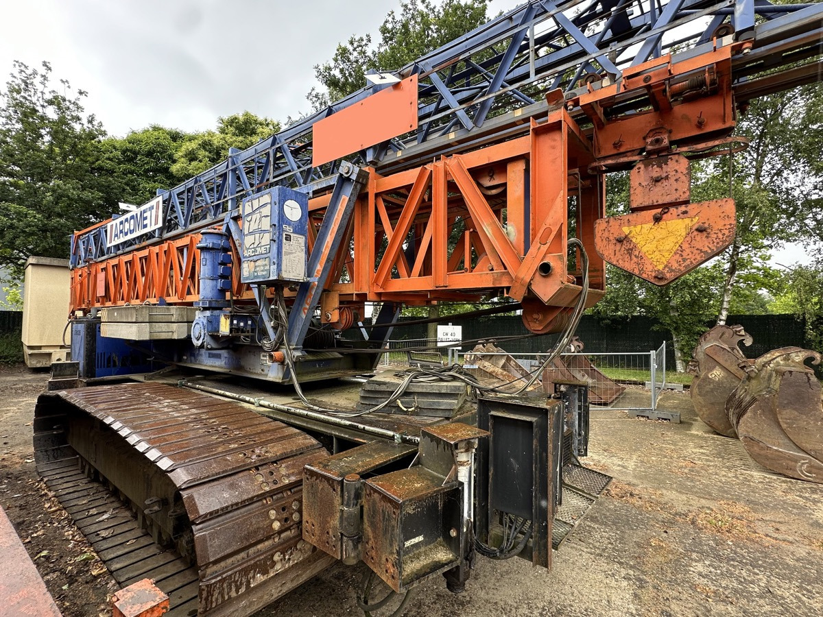 ARCOMET T33C on tracks - מנוף הקמה עצמית: תמונה 1 ARCOMET T33C on tracks - מנוף הקמה עצמית: תמונה 1