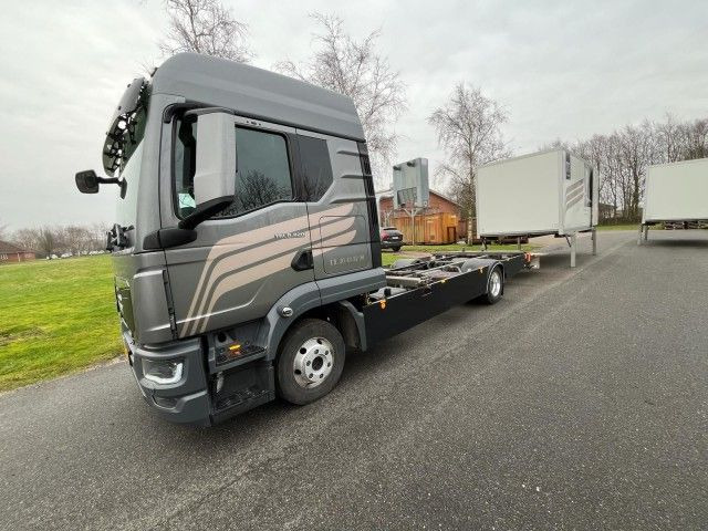 MAN TGL 8.220 4x2 - משאית תיבה: תמונה 3 MAN TGL 8.220 4x2 - משאית תיבה: תמונה 3
