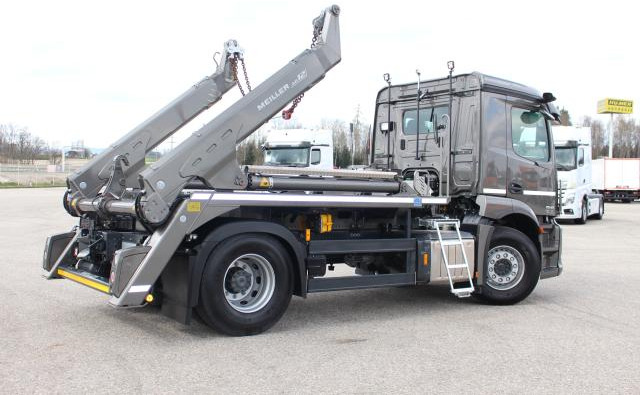 Mercedes-Benz Actros 1840L ABSETZER - משאית דילוג העמסה: תמונה 3 Mercedes-Benz Actros 1840L ABSETZER - משאית דילוג העמסה: תמונה 3