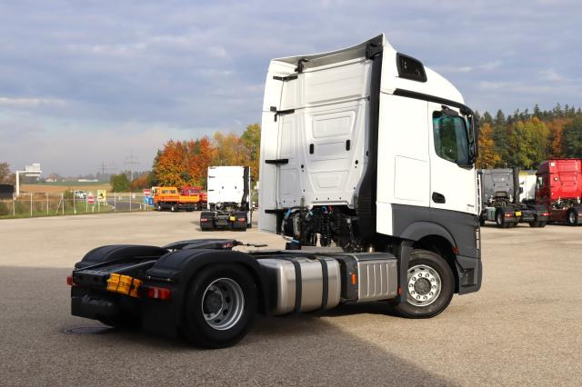 Mercedes-Benz Actros 1842 LS - יחידת טרקטור: תמונה 4 Mercedes-Benz Actros 1842 LS - יחידת טרקטור: תמונה 4