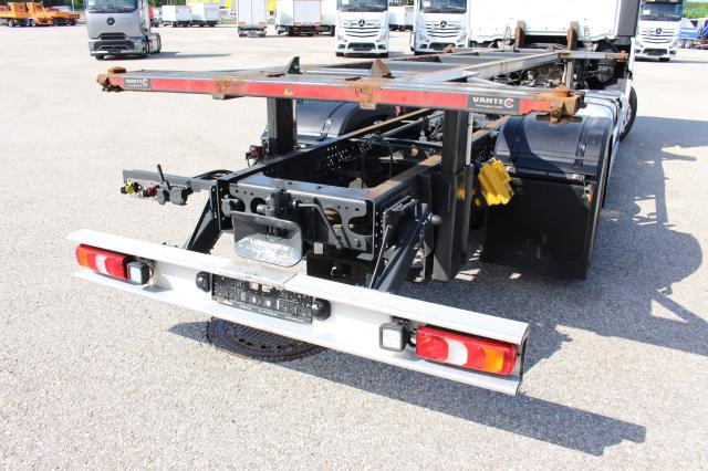 Mercedes-Benz Actros 1848 L - מוביל מכולות/ משאית החלפת גוף: תמונה 4 Mercedes-Benz Actros 1848 L - מוביל מכולות/ משאית החלפת גוף: תמונה 4