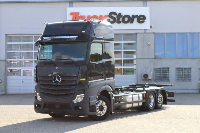 Mercedes-Benz Actros 2553 L - מוביל מכולות/ משאית החלפת גוף: תמונה 1 Mercedes-Benz Actros 2553 L - מוביל מכולות/ משאית החלפת גוף: תמונה 1