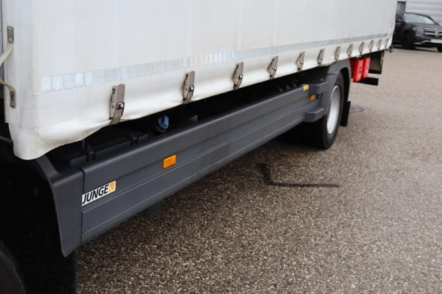 Mercedes-Benz Atego 1224L EDSCHA - משאית וילונות צד: תמונה 4 Mercedes-Benz Atego 1224L EDSCHA - משאית וילונות צד: תמונה 4