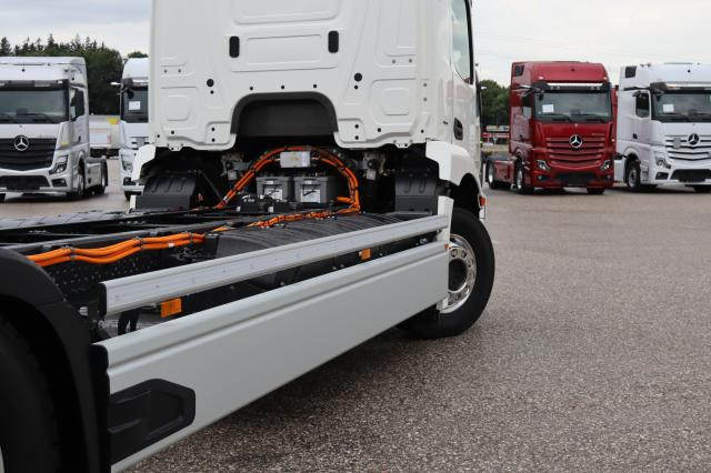 Mercedes-Benz eActros 300 L - משאית עם שלדת תא: תמונה 5 Mercedes-Benz eActros 300 L - משאית עם שלדת תא: תמונה 5