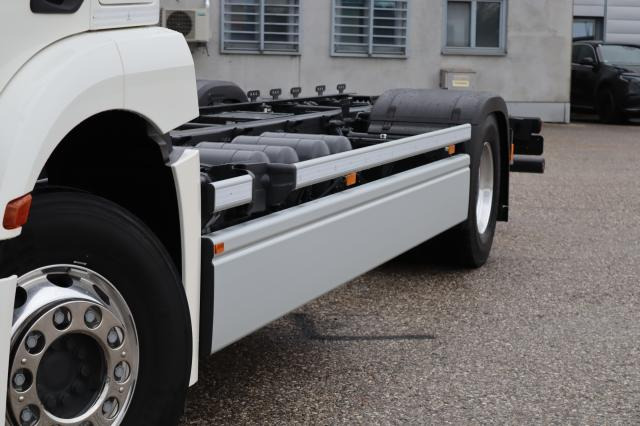 Mercedes-Benz eActros 300 L - משאית עם שלדת תא: תמונה 3 Mercedes-Benz eActros 300 L - משאית עם שלדת תא: תמונה 3