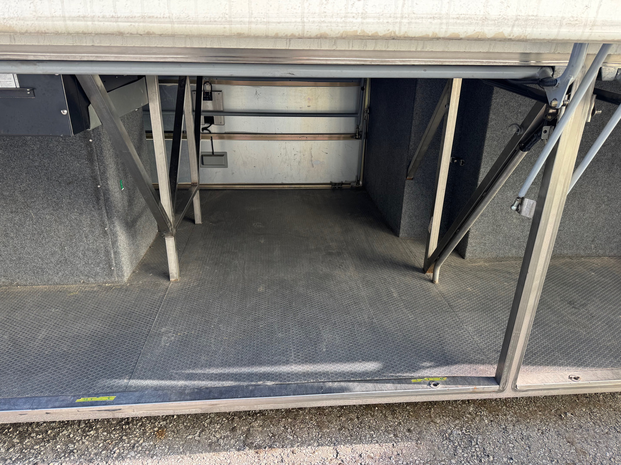אוטובוס בין עירוני Van Hool EX17H: תמונה 16