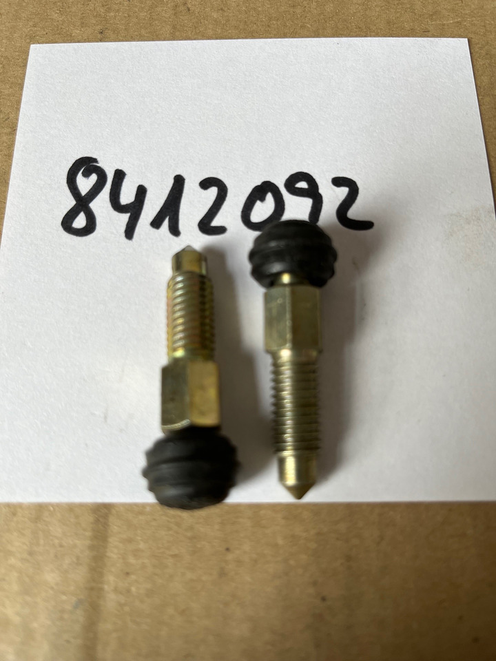 O&K CNH Valve 8412092 - חלקי חילוף עבור מכונת בנייה: תמונה 2 O&K CNH Valve 8412092 - חלקי חילוף עבור מכונת בנייה: תמונה 2
