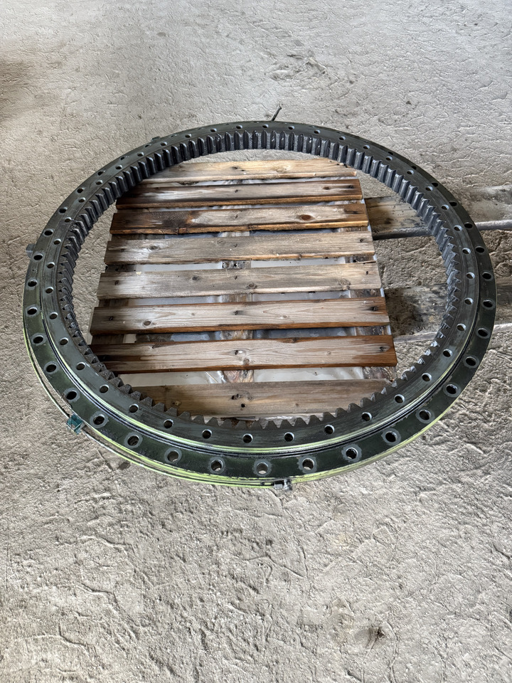 LIEBHERR  - טבעת רוטציה עבור מחפר: תמונה 2 LIEBHERR  - טבעת רוטציה עבור מחפר: תמונה 2