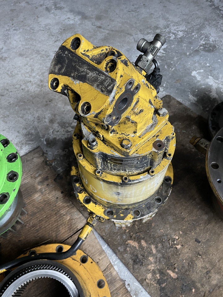 NEW HOLLAND Mh plus - מנוע נדנדה עבור מחפר: תמונה 2 NEW HOLLAND Mh plus - מנוע נדנדה עבור מחפר: תמונה 2