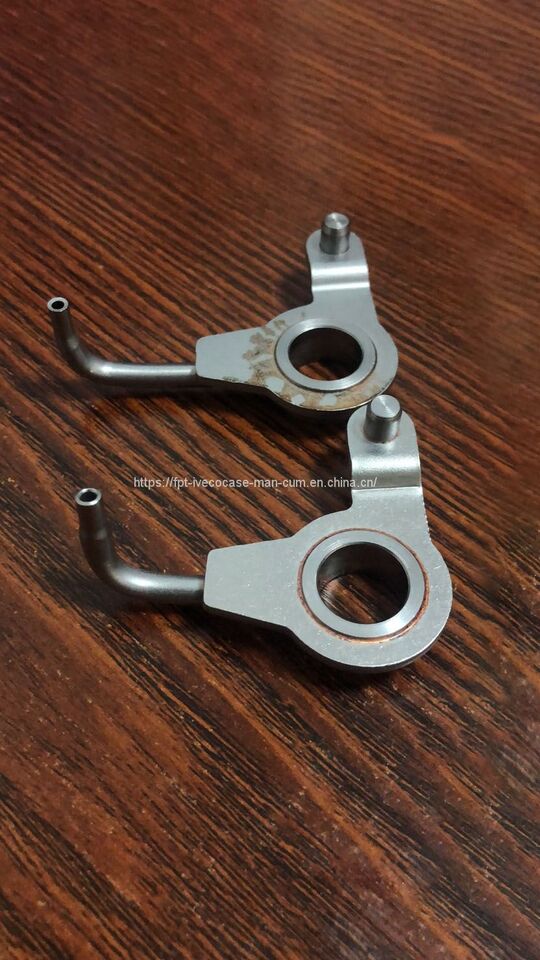 FPT IVECO CASE Cursor9Bus F2CFE612D*J231/F2CFE612A*J098 5802748674 OIL NOZZLE 504127000/504236099 - מנוע וחלקים עבור אוטובוס: תמונה 1 FPT IVECO CASE Cursor9Bus F2CFE612D*J231/F2CFE612A*J098 5802748674 OIL NOZZLE 504127000/504236099 - מנוע וחלקים עבור אוטובוס: תמונה 1