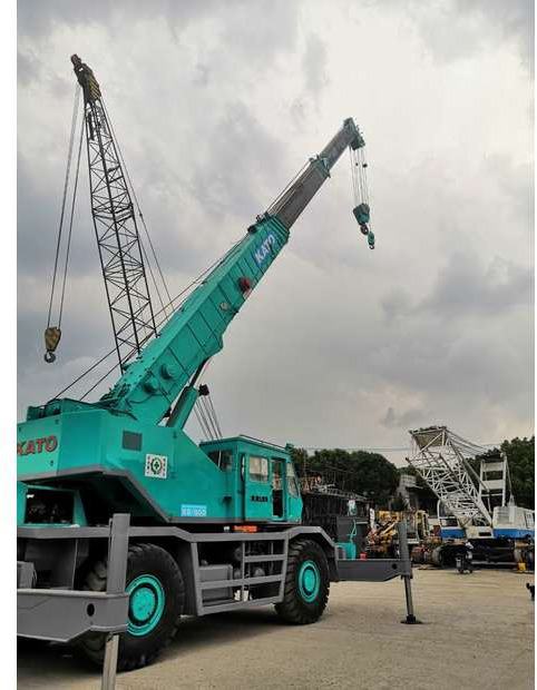 2015 KATO KR500H - עגורן שטח מחוספס: תמונה 1 2015 KATO KR500H - עגורן שטח מחוספס: תמונה 1