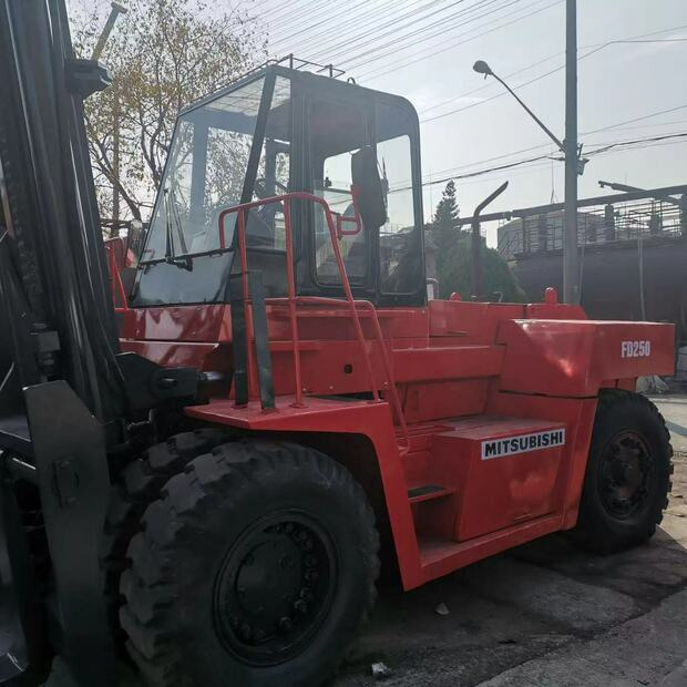 2019 MITSUBISHI FD250 - מלגזה: תמונה 4 2019 MITSUBISHI FD250 - מלגזה: תמונה 4