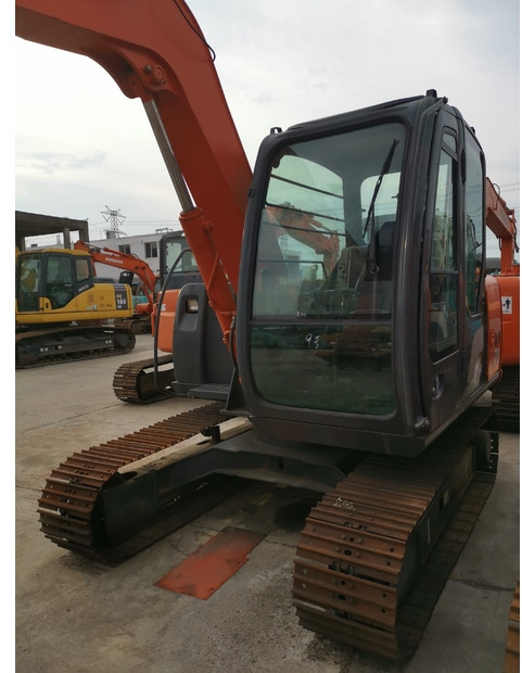 2020 Hitachi ZX70 - מיני מחפר: תמונה 2 2020 Hitachi ZX70 - מיני מחפר: תמונה 2