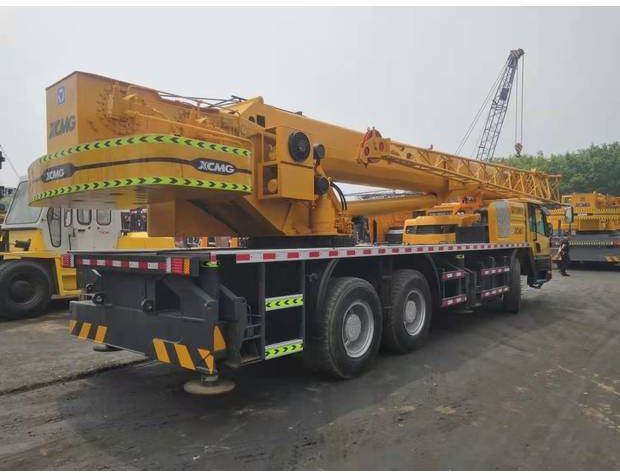 2021 XCMG QY25K5 - עגורן נייד: תמונה 3 2021 XCMG QY25K5 - עגורן נייד: תמונה 3