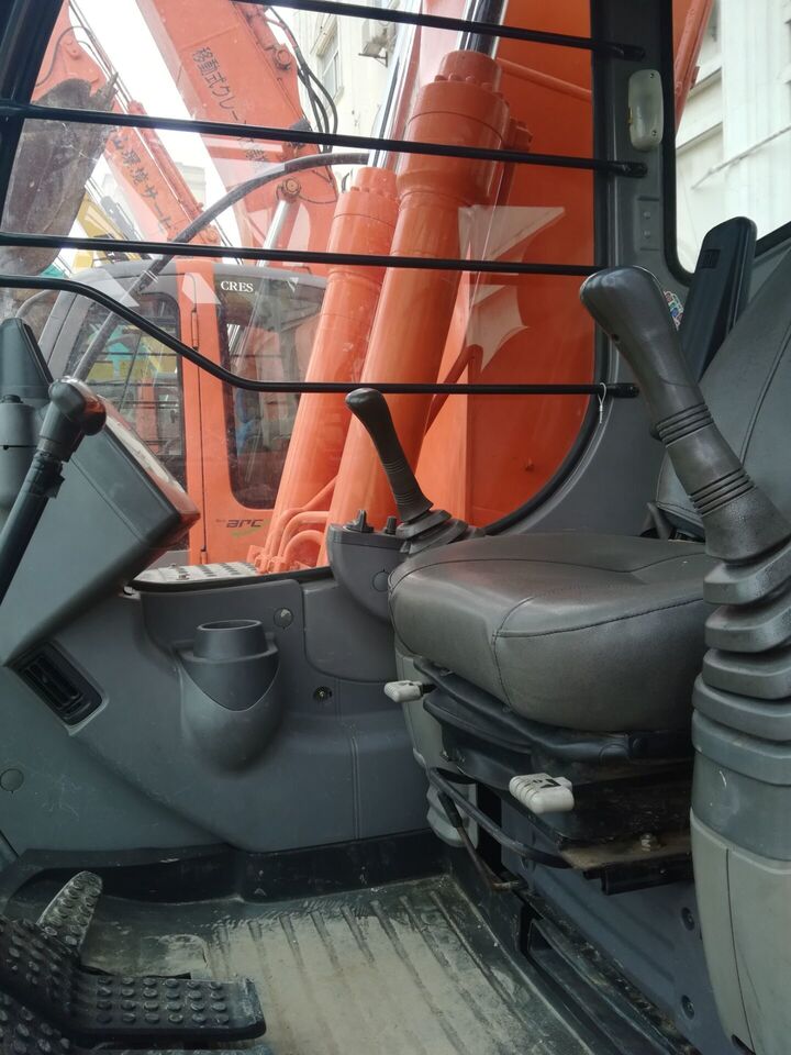 מחפר סורק Hitachi ZX120: תמונה 11