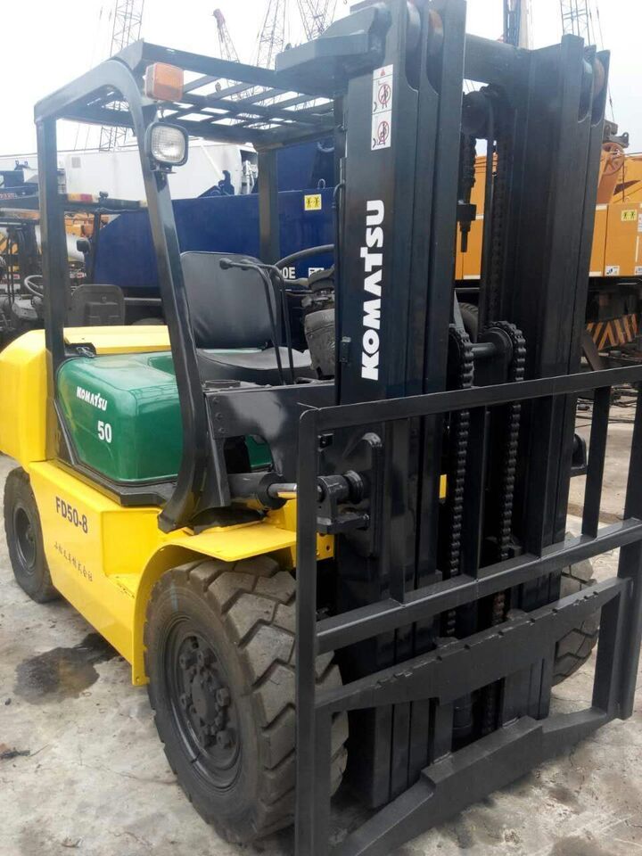 Komatsu FD50 - מלגזה: תמונה 1 Komatsu FD50 - מלגזה: תמונה 1