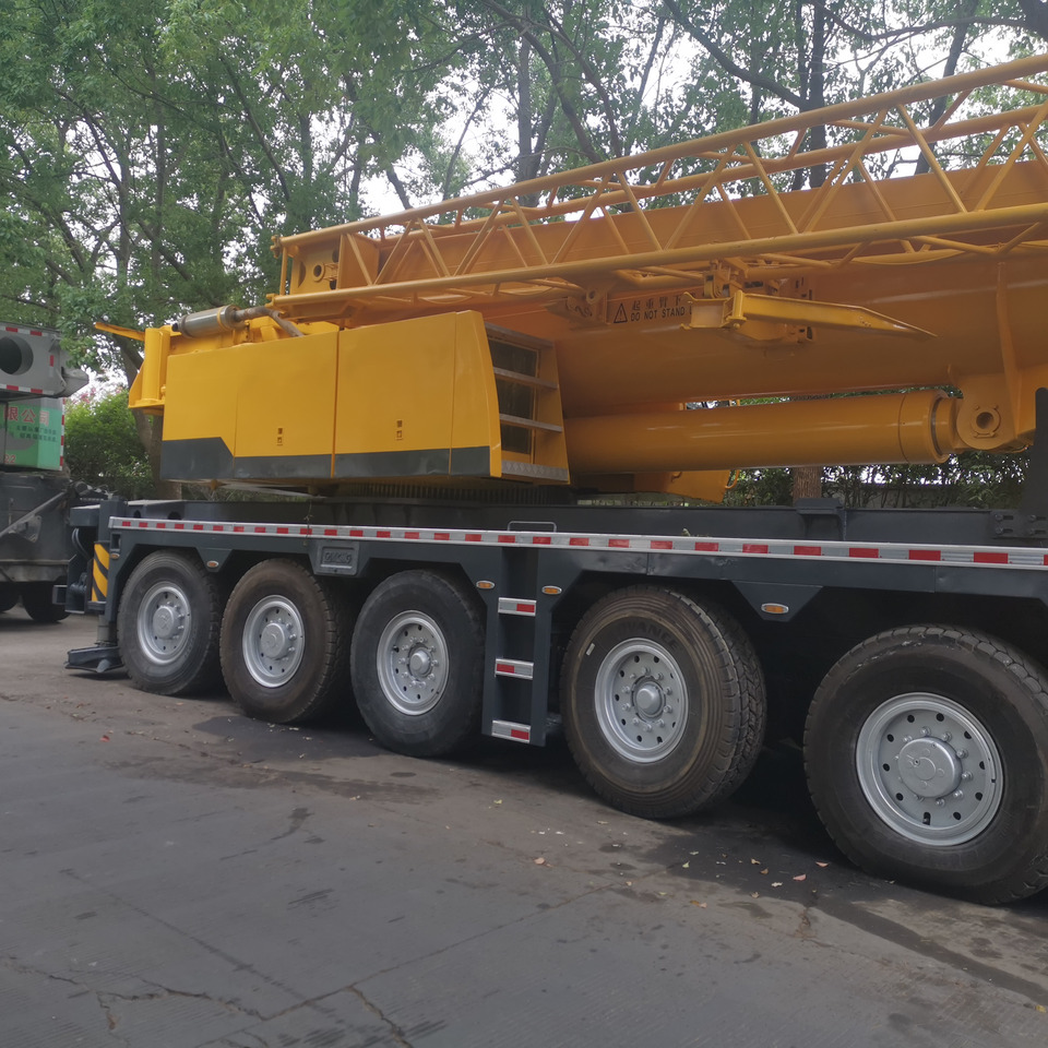 XCMG QY180 - עגורן נייד: תמונה 5 XCMG QY180 - עגורן נייד: תמונה 5