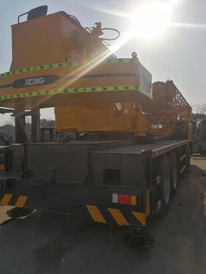 XCMG QY70K - עגורן נייד: תמונה 5 XCMG QY70K - עגורן נייד: תמונה 5