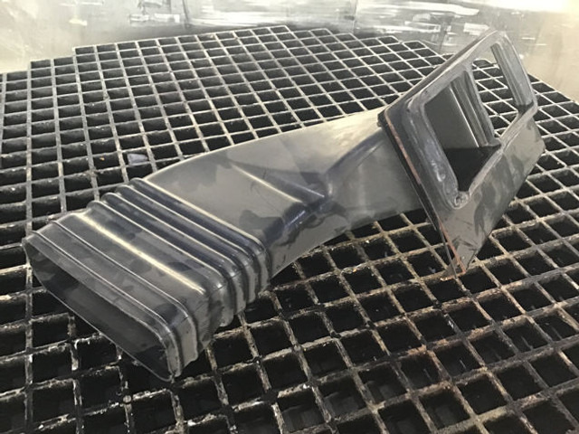 Liebherr Air Duct - חלק מזגן: תמונה 3 Liebherr Air Duct - חלק מזגן: תמונה 3