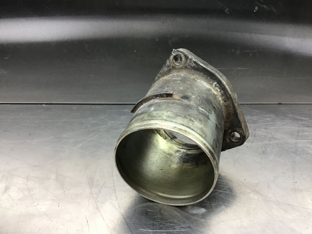 Liebherr Air Pipe - צינור כניסת אוויר: תמונה 3 Liebherr Air Pipe - צינור כניסת אוויר: תמונה 3
