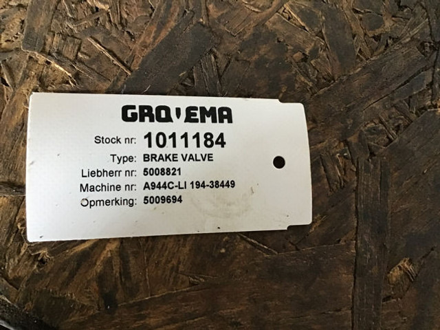 Liebherr Brake Valve - שסתום: תמונה 2 Liebherr Brake Valve - שסתום: תמונה 2