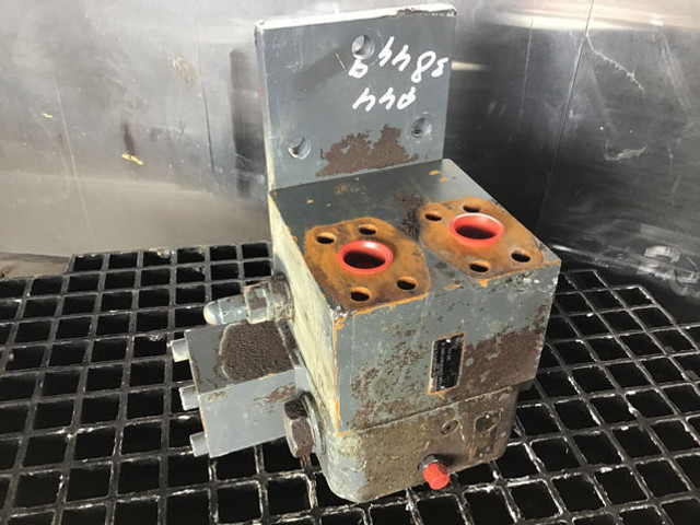 Liebherr Brake Valve - שסתום: תמונה 1 Liebherr Brake Valve - שסתום: תמונה 1
