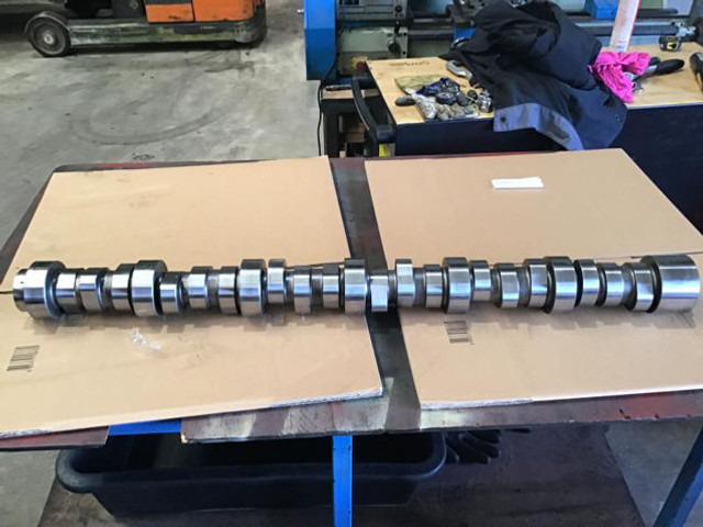 Liebherr Camshaft Rebuild - גל זיזים: תמונה 2 Liebherr Camshaft Rebuild - גל זיזים: תמונה 2