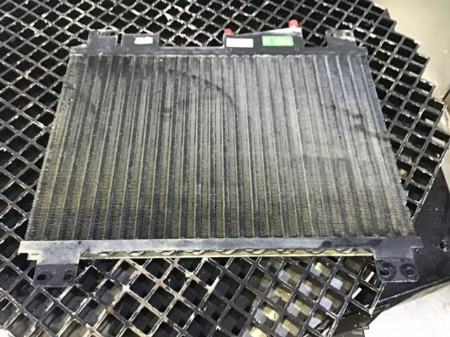 Liebherr Capacitor Unit - חלק מזגן: תמונה 2 Liebherr Capacitor Unit - חלק מזגן: תמונה 2