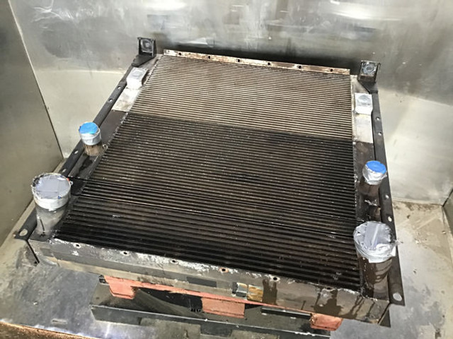 רדיאטור Liebherr Combined Radiator: תמונה 8