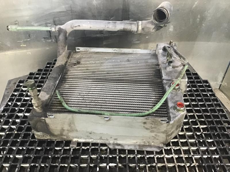 Liebherr Combined Radiator - רדיאטור עבור מכונת בנייה: תמונה 1 Liebherr Combined Radiator - רדיאטור עבור מכונת בנייה: תמונה 1