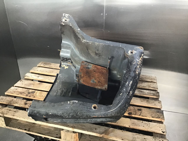 Liebherr Counterweight Right - משקל נגד עבור מכונה חקלאית: תמונה 2 Liebherr Counterweight Right - משקל נגד עבור מכונה חקלאית: תמונה 2