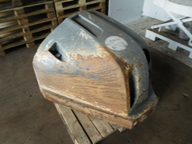 Liebherr Counterweight - משקל נגד עבור מכונת בנייה: תמונה 1 Liebherr Counterweight - משקל נגד עבור מכונת בנייה: תמונה 1