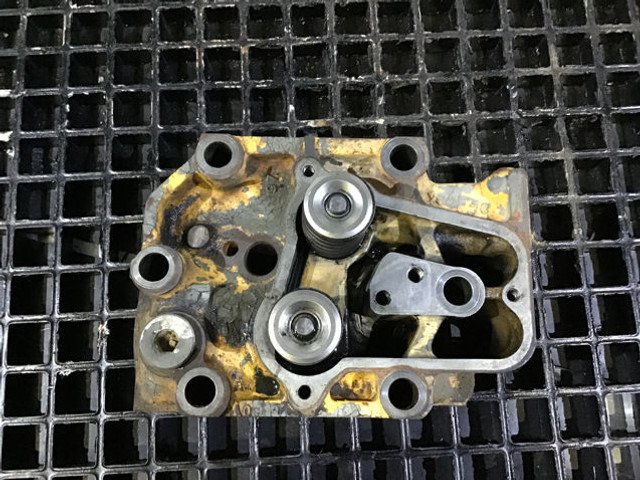 Liebherr Cylinder Head D9406/D9408 - בלוק צילינדר: תמונה 3 Liebherr Cylinder Head D9406/D9408 - בלוק צילינדר: תמונה 3