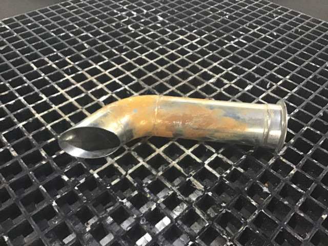 Liebherr End Pipe - צינור פליטה: תמונה 2 Liebherr End Pipe - צינור פליטה: תמונה 2