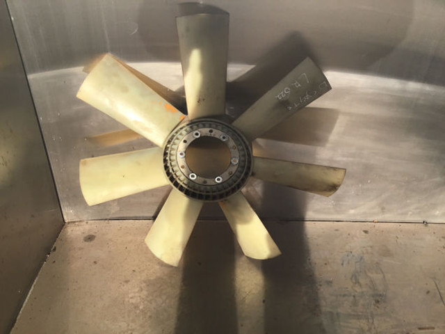 Liebherr Fan Blade - מאוורר: תמונה 1 Liebherr Fan Blade - מאוורר: תמונה 1
