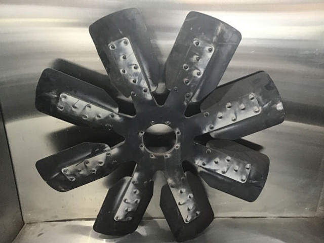 Liebherr Fan Blade - מאוורר: תמונה 3 Liebherr Fan Blade - מאוורר: תמונה 3