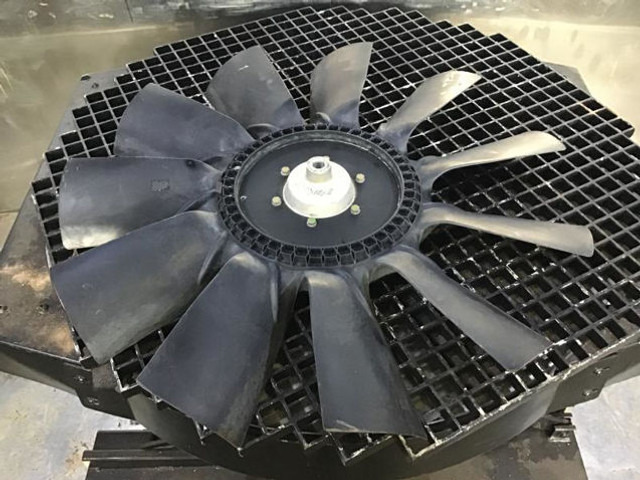 Liebherr Fan Blade - מאוורר: תמונה 4 Liebherr Fan Blade - מאוורר: תמונה 4