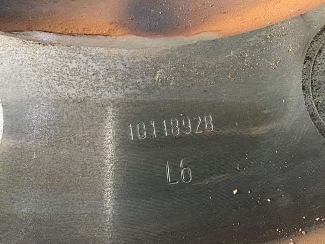Liebherr Flywheel - גלגל תנופה: תמונה 4 Liebherr Flywheel - גלגל תנופה: תמונה 4