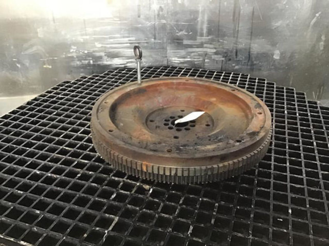Liebherr Flywheel - גלגל תנופה: תמונה 2 Liebherr Flywheel - גלגל תנופה: תמונה 2