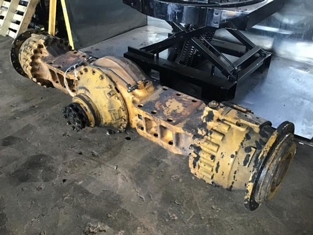 Liebherr Front Axle - סרן קדמי: תמונה 1 Liebherr Front Axle - סרן קדמי: תמונה 1
