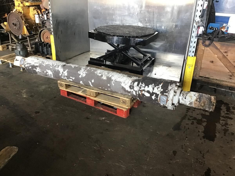 Liebherr Hoist Cylinder - צילינדר הידרולי: תמונה 2 Liebherr Hoist Cylinder - צילינדר הידרולי: תמונה 2