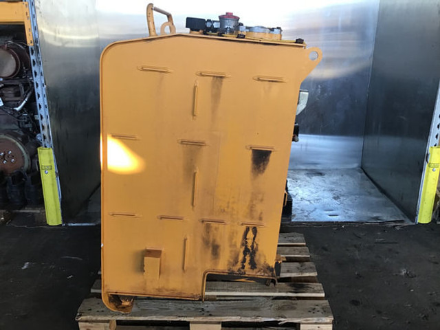Liebherr Hydraulic Tank - מכל הידרולי: תמונה 1 Liebherr Hydraulic Tank - מכל הידרולי: תמונה 1