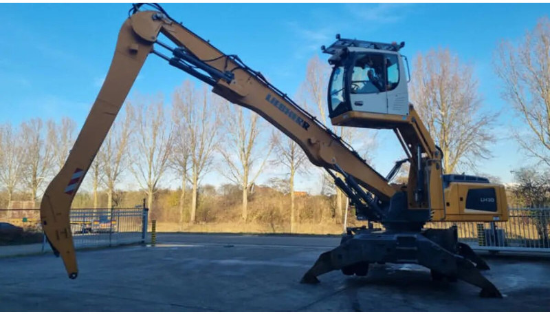 Liebherr LH30 M - מטפל בפסולת/ תעשייתי: תמונה 2 Liebherr LH30 M - מטפל בפסולת/ תעשייתי: תמונה 2