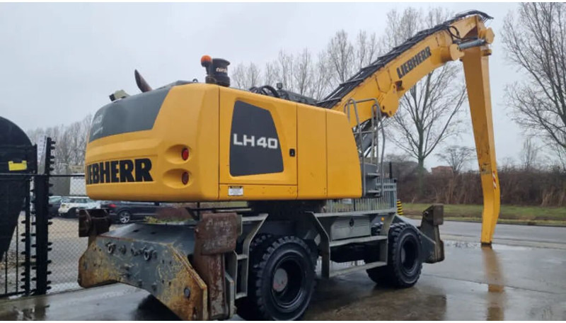 Liebherr LH40 M - מטפל בפסולת/ תעשייתי: תמונה 2 Liebherr LH40 M - מטפל בפסולת/ תעשייתי: תמונה 2