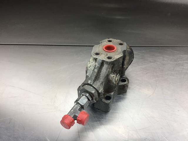 Liebherr Non Return valve - שסתום: תמונה 2 Liebherr Non Return valve - שסתום: תמונה 2