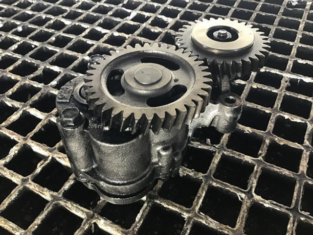 Liebherr Oil Pump - משאבת שמן: תמונה 1 Liebherr Oil Pump - משאבת שמן: תמונה 1