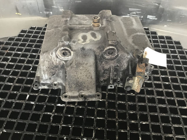 Liebherr Oil Sump - בית ארכובה: תמונה 4 Liebherr Oil Sump - בית ארכובה: תמונה 4